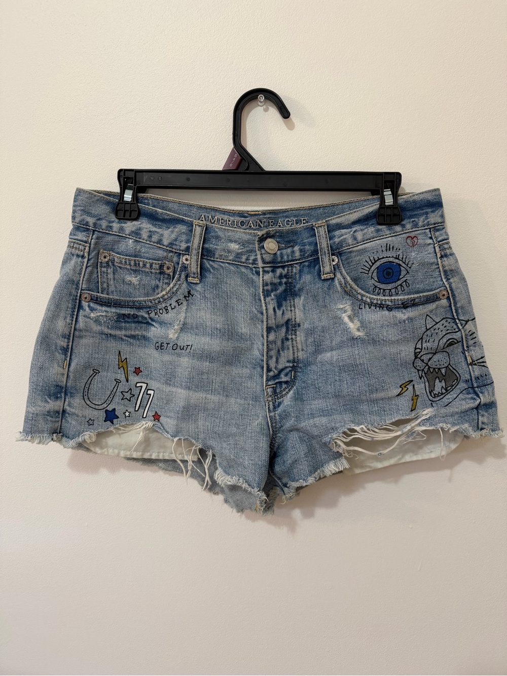 American Eagle Outfitters High Rise Light Blue Graphic Denim Shorts Size 6